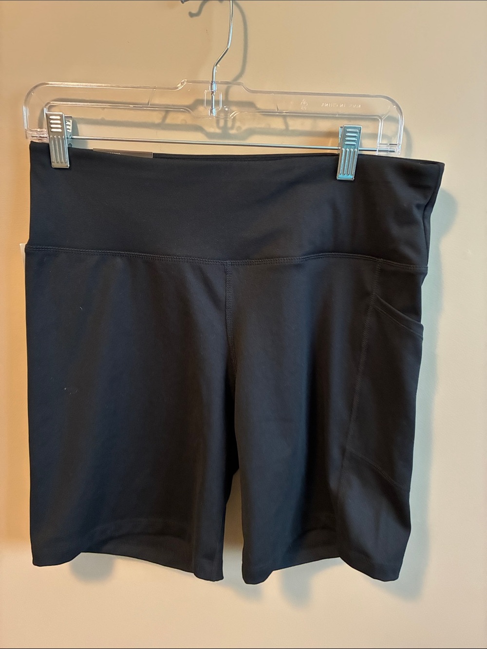 DKNY Black High-Waist Bike Shorts with Side Pocket